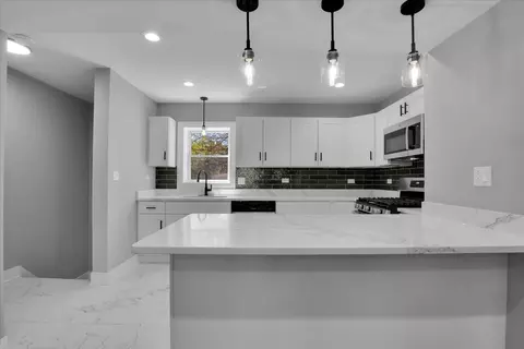 Kitchen - 735 E 105th St, Chicago, IL 60628 photo 6 of 6