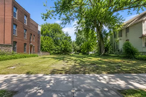 5031 S Michigan Ave, Chicago, IL 60615
