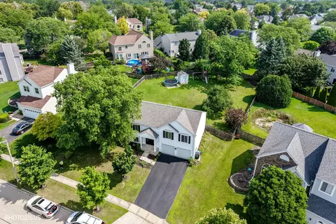 View/Area - 235 Aberdeen Dr, Algonquin, IL 60102 photo 7 of 9