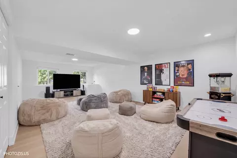 Other - 235 Aberdeen Dr, Algonquin, IL 60102 photo 6 of 7