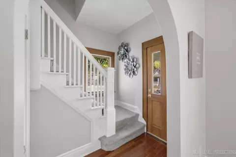 Entry Way - 32 W183 Glos St, Wayne, IL 60184 photo 1 of 1