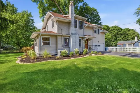 Other - 32 W183 Glos St, Wayne, IL 60184 photo 7 of 8