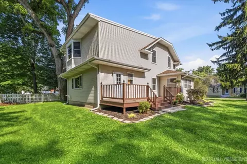 Other - 32 W183 Glos St, Wayne, IL 60184 photo 6 of 8