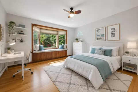 Bedroom - 32 W183 Glos St, Wayne, IL 60184 photo 5 of 5