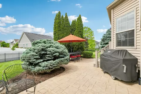 Exterior - 25323 Wilson Ct, Plainfield, IL 60586 photo 4 of 15