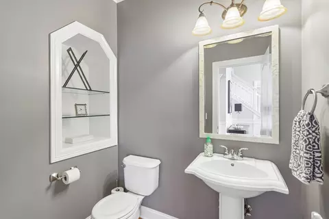 Bath - 25323 Wilson Ct, Plainfield, IL 60586 photo 1 of 7