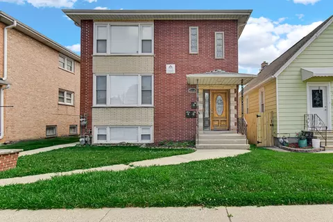 2119 S Grove St, Blue Island, IL 60406