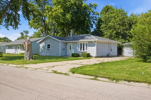 Other - 1329 Chippewa Dr, Ottawa, IL 61350 photo 2 of 4