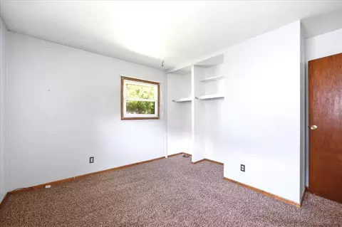 Bedroom - 1329 Chippewa Dr, Ottawa, IL 61350 photo 9 of 10