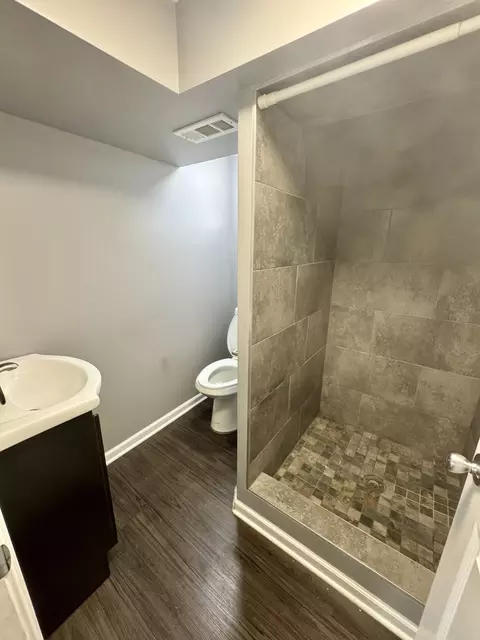 Bath - 3747 E 112th St, Chicago, IL 60617 photo 2 of 2