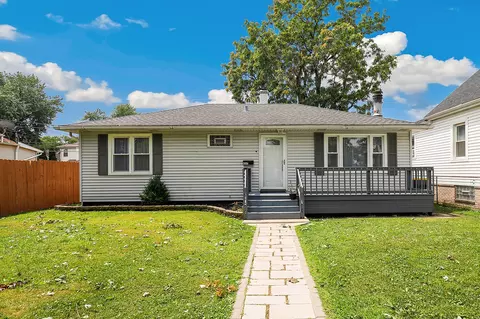 6243 Birmingham St, Chicago Ridge, IL 60415
