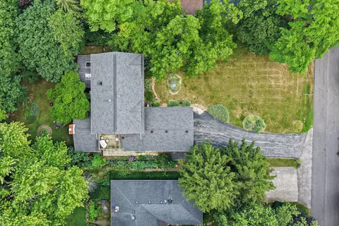 View/Area - 910 Division St, Barrington, IL 60010 photo 5 of 6