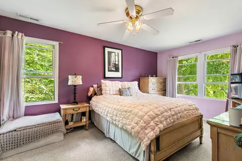 Bedroom - 910 Division St, Barrington, IL 60010 photo 6 of 8