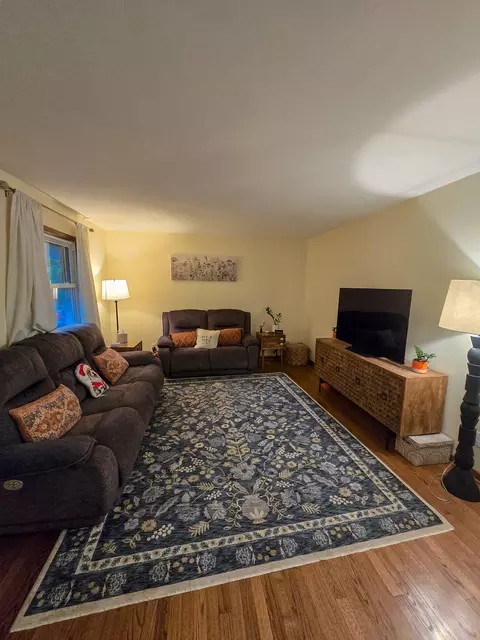 Living - 15821 S River Rd, Plainfield, IL 60544 photo 2 of 6