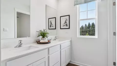 Bath - 14837 S Parkview Dr, Plainfield, IL 60544 photo 3 of 3