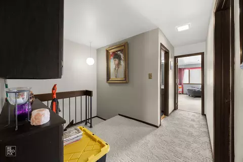 Entry Way - 1236 Willow Ln, Gurnee, IL 60031 photo 1 of 1