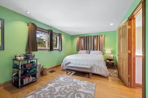 Bedroom - 204 E 32nd St, Chicago, IL 60616 photo 1 of 1