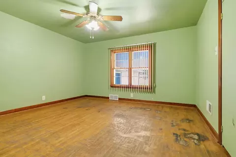 Bedroom - 1426 E Morrell St, Streator, IL 61364 photo 2 of 5