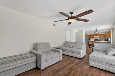 2008 Olde Mill Rd, Plainfield, IL 60586 photo 9