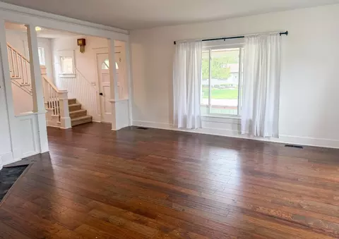 Living - 506 N Webster St, Catlin, IL 61817 photo 5 of 5