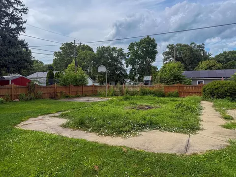 Exterior - 506 N Webster St, Catlin, IL 61817 photo 6 of 11