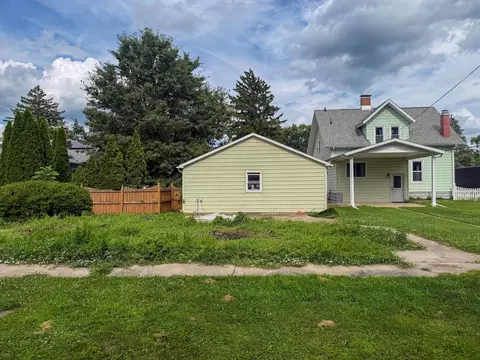 Exterior - 506 N Webster St, Catlin, IL 61817 photo 8 of 11