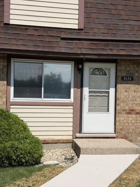 2626 Woodview Ct #2626, Waukegan, IL 60087