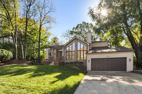 421 Delaware Cir, Bolingbrook, IL 60440