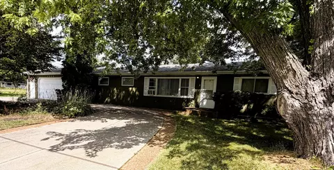 7508 Wooded Shore Dr, Wonder Lake, IL 60097