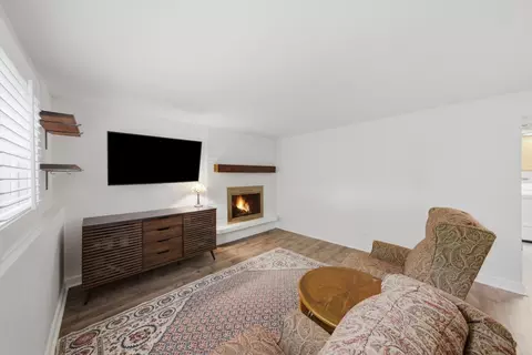 Living - 2206 Kingston Dr, Wheaton, IL 60187 photo 8 of 8