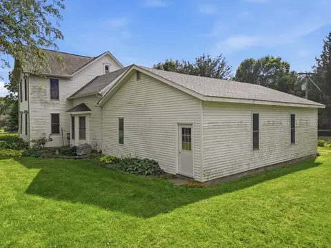 Exterior - 24654 Hazel Rd, Sterling, IL 61081 photo 8 of 12
