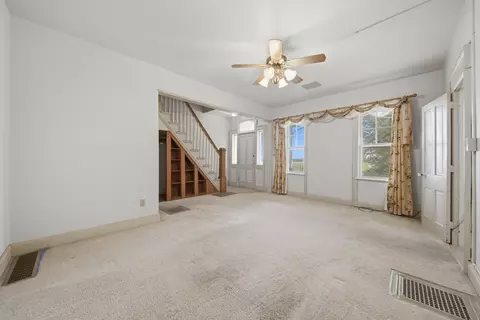 Living - 24654 Hazel Rd, Sterling, IL 61081 photo 1 of 4