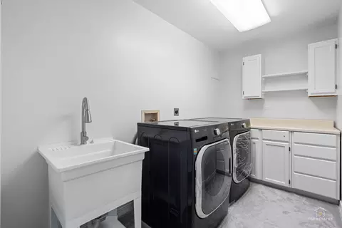 Other - 887 N Dovington Ct, Hoffman Estates, IL 60169 photo 8 of 12