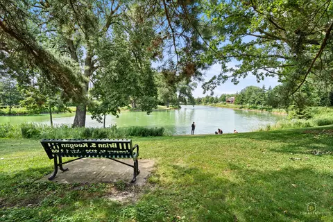 View/Area - 887 N Dovington Ct, Hoffman Estates, IL 60169 photo 1 of 2