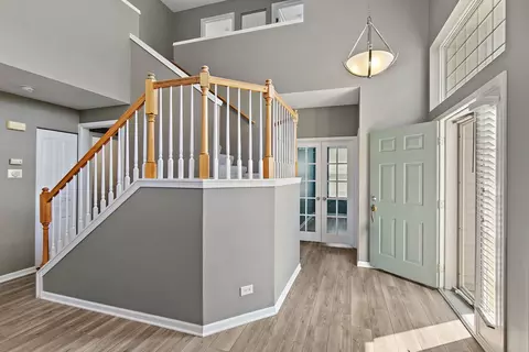 Entry Way - Undisclosed, Algonquin, IL 60102 photo 1 of 1
