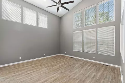 Living - Undisclosed, Algonquin, IL 60102 photo 1 of 4