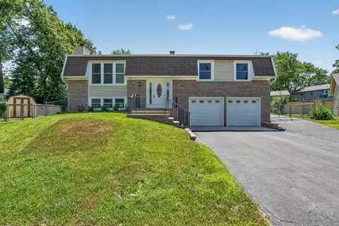 Exterior - 4 Devon Ct, Bolingbrook, IL 60440 photo 17 of 17
