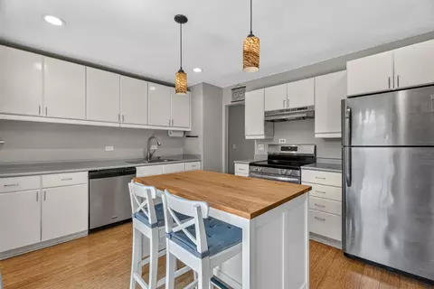 Kitchen - 4 Devon Ct, Bolingbrook, IL 60440 photo 1 of 4