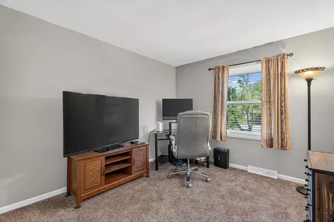 Other - 4 Devon Ct, Bolingbrook, IL 60440 photo 2 of 7