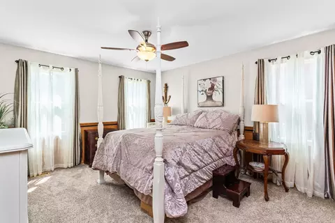 Bedroom - 795 Springhill Ct, Elgin, IL 60120 photo 1 of 4
