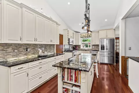 Kitchen - 795 Springhill Ct, Elgin, IL 60120 photo 1 of 5