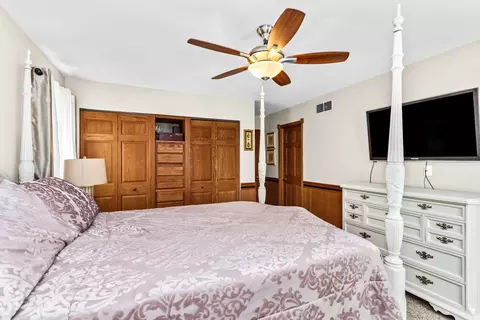 Bedroom - 795 Springhill Ct, Elgin, IL 60120 photo 3 of 4