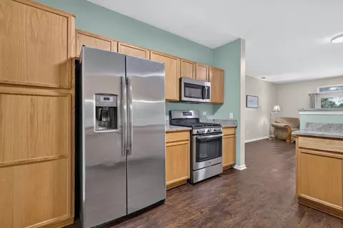 Kitchen - 24011 Pear Tree Cir, Plainfield, IL 60585 photo 3 of 4