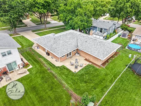 View/Area - 4402 Sycamore Ln, Rolling Meadows, IL 60008 photo 2 of 2