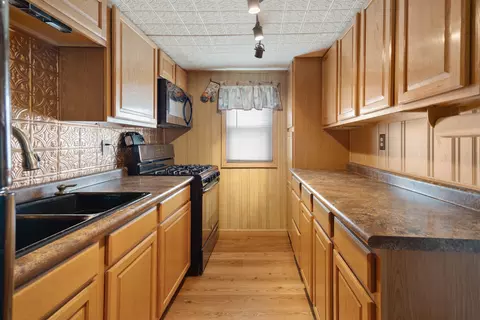 Kitchen - 304 Johnson St, East Dundee, IL 60118 photo 1 of 3