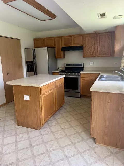 Kitchen - 1110 Symphony Dr, Aurora, IL 60504 photo 1 of 3