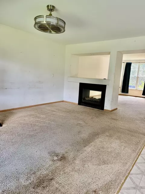 Living - 1110 Symphony Dr, Aurora, IL 60504 photo 3 of 5
