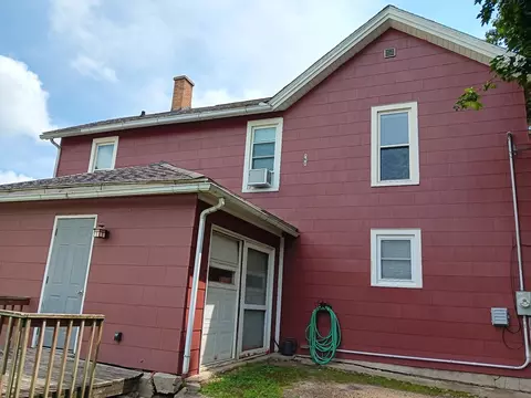Exterior - 509 S Madison St, Morrison, IL 61270 photo 6 of 6