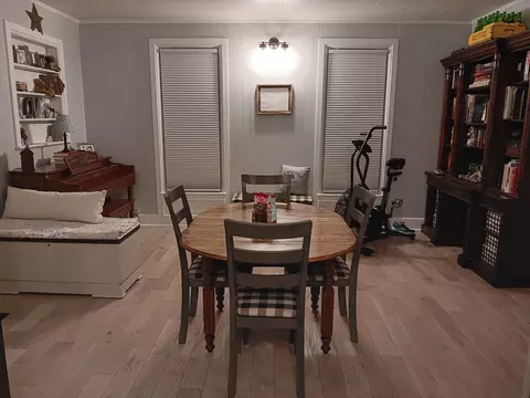 Dining - 509 S Madison St, Morrison, IL 61270 photo 2 of 3