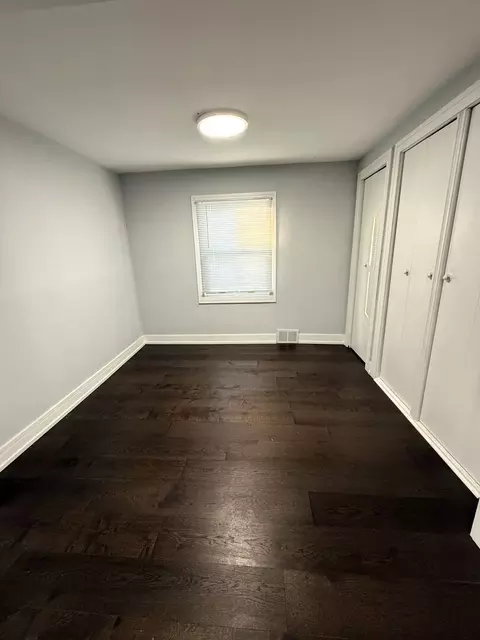 Bedroom - 7630 Odell Ave, Bridgeview, IL 60455 photo 1 of 5